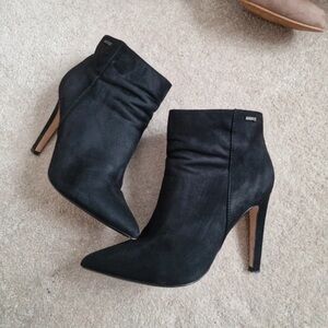 MTNG Chic Black Heeled Boots